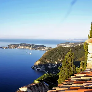 La Du Village D'eze Couette-café